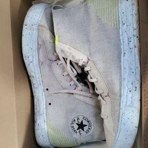 Converse (Move to Zero / 9.5)